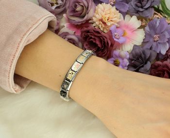 Charms Nomination Link 18K zawieszka złoto Kwiat czarna masa perłowa 030521 22 (3).jpg